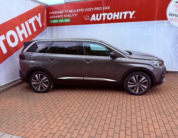 Peugeot 5008 SUV / Terénní 1,6 l 133 kw