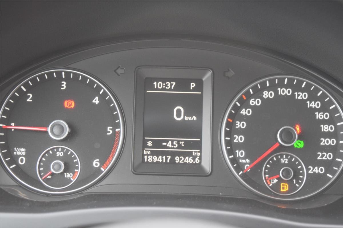 Volkswagen Golf Kombi 1,6 l 77 kw