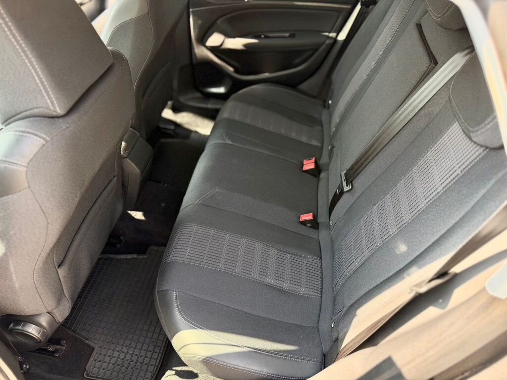 Peugeot 308 Kombi 1,2 l 96 kw