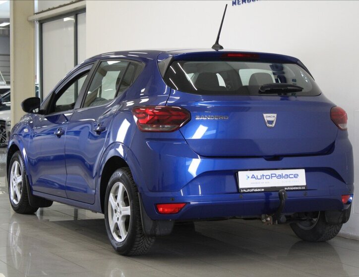 Dacia Sandero Hatchback 999,0 49 kw
