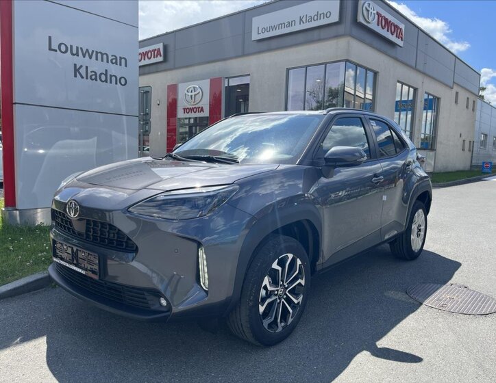 Toyota Yaris Cross SUV 1,5 l 96 kw