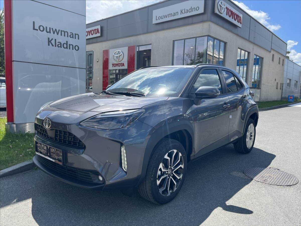 Toyota Yaris Cross SUV 1,5 l 96 kw