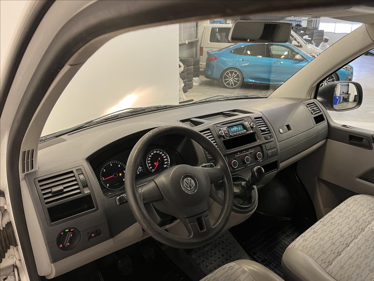 Volkswagen Transporter Skříň 2,0 l 75 kw