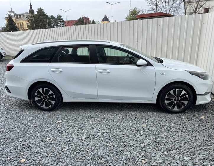KIA Ceed Kombi 1,5 l 103 kw
