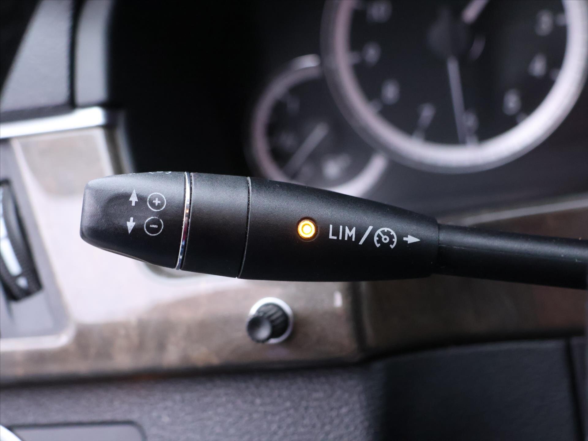 Mercedes-Benz Třídy E Kombi 3,0 l 170 kw