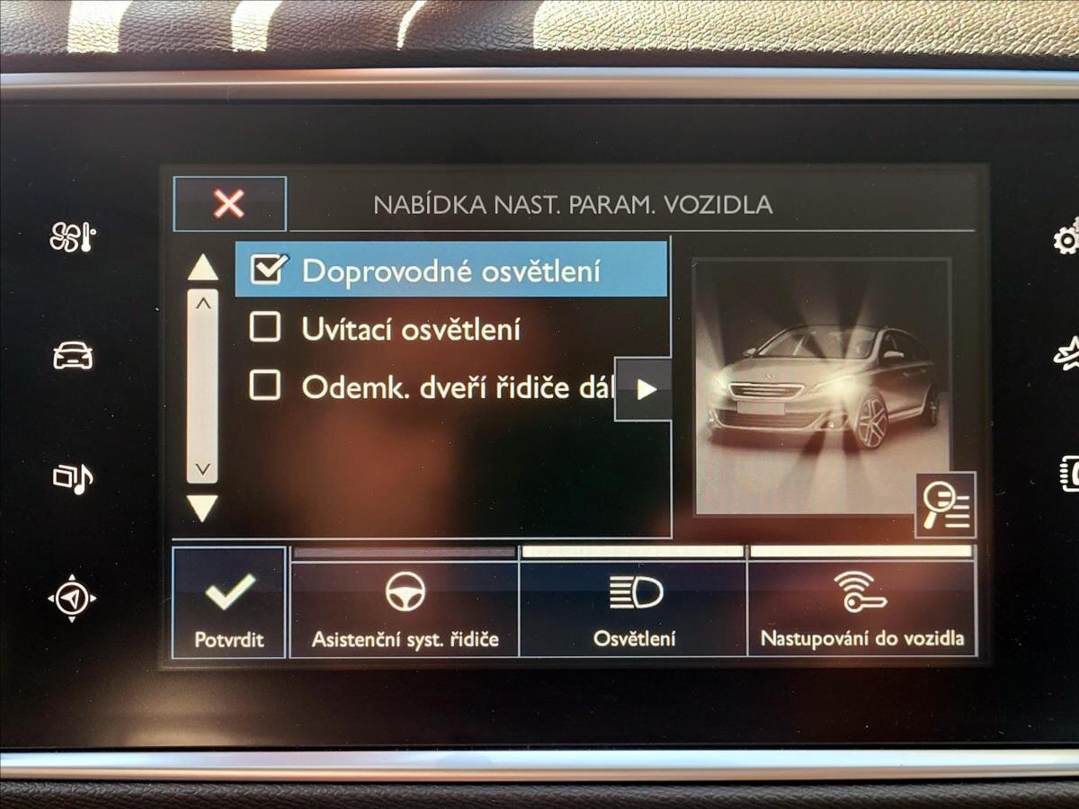 Peugeot 308 Kombi 1,2 l 96 kw