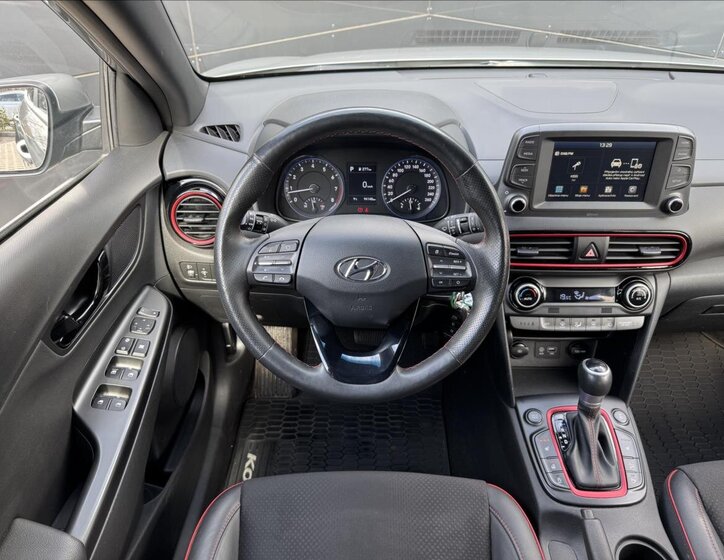 Hyundai Kona SUV / Terénní 1,6 l 130 kw