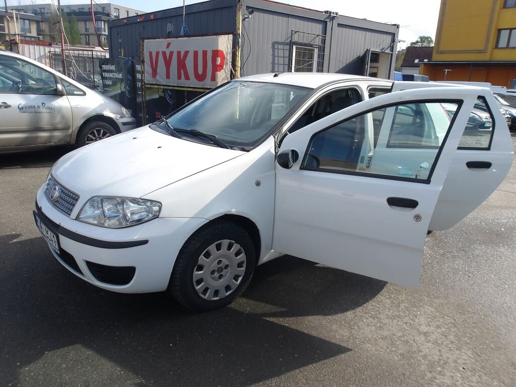 Fiat Punto Hatchback 1,2 l 44 kw