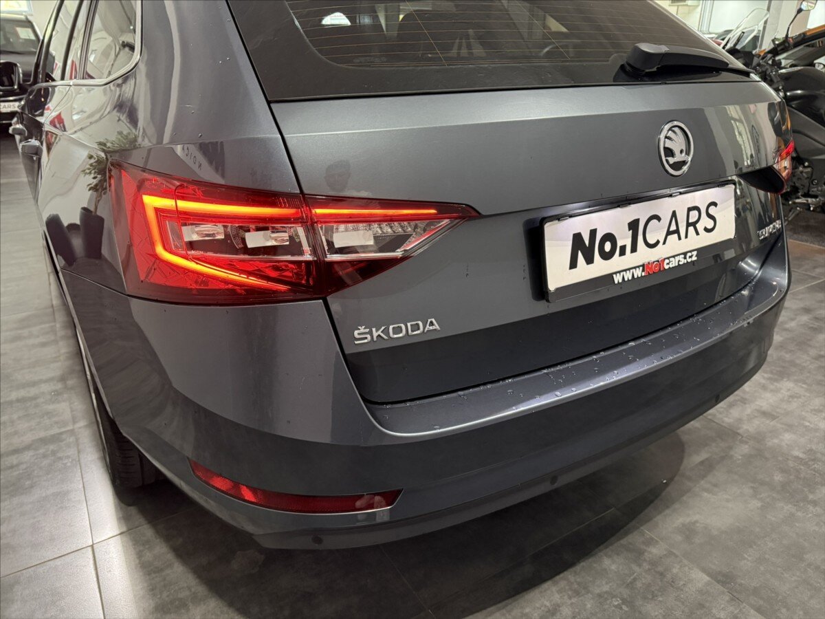 Škoda Superb