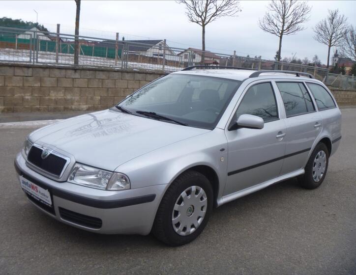 Škoda Octavia 1