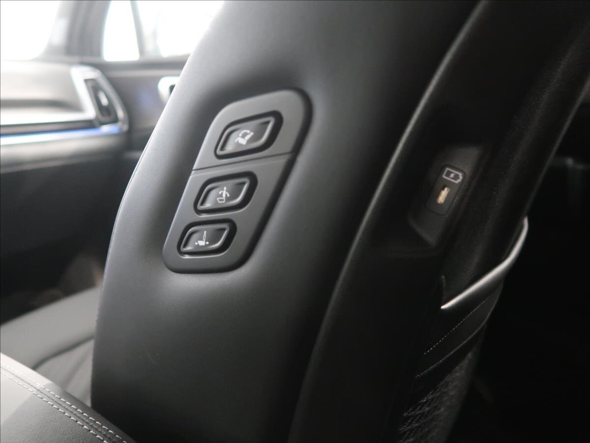 KIA Sorento SUV / Terénní 2,2 l 142 kw