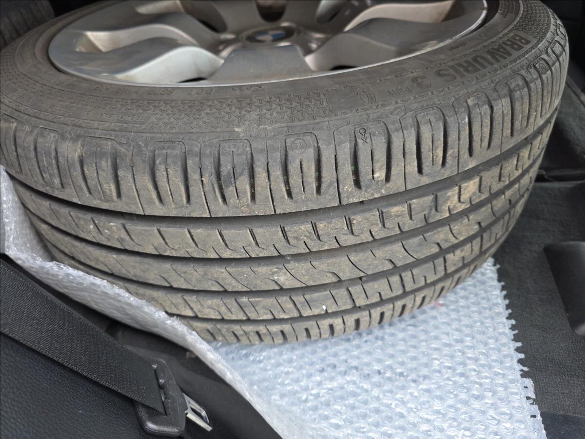 BMW Řada 3 Kombi 3,0 l 170 kw