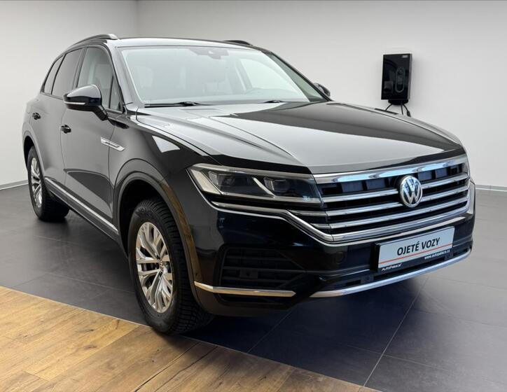 Volkswagen Touareg 3