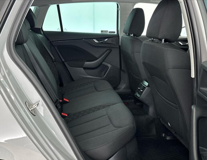 Škoda Scala Hatchback 999,0 85 kw