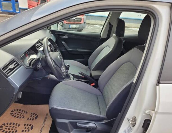 Seat Arona SUV 1,6 l 70 kw