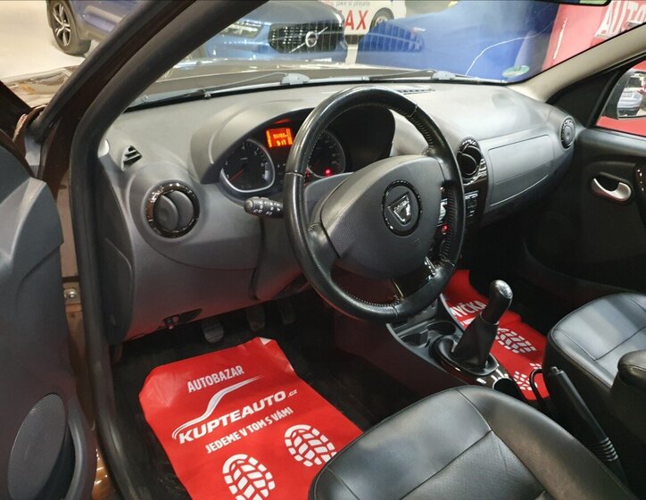 Dacia Duster SUV / Terénní 1,6 l 77 kw