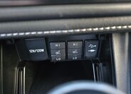 Toyota Corolla Sedan / Limuzína 1,6 l 97 kw