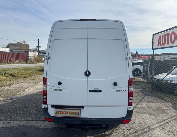Mercedes-Benz Sprinter 6