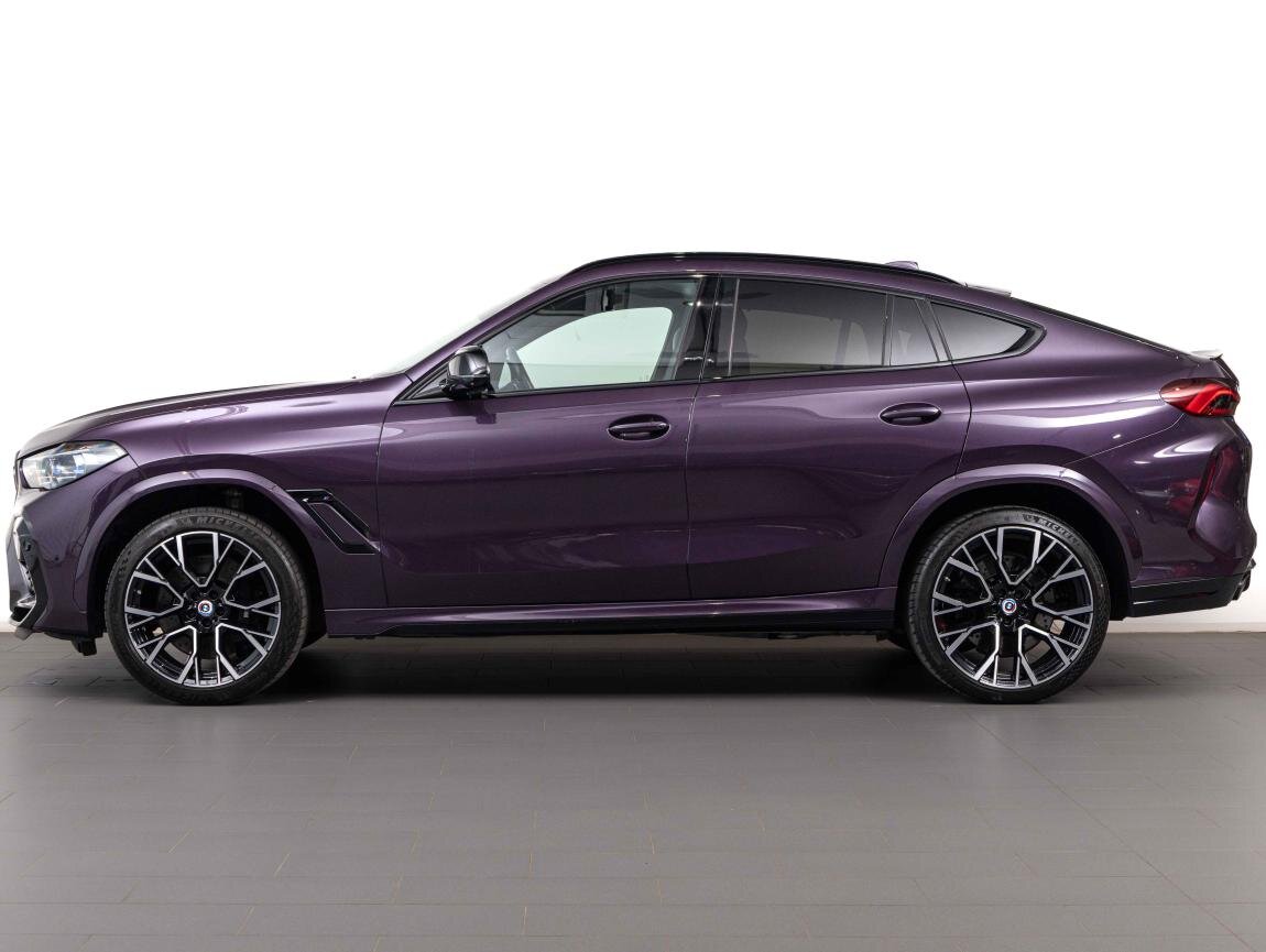 BMW X6 SUV 4,4 l 460 kw