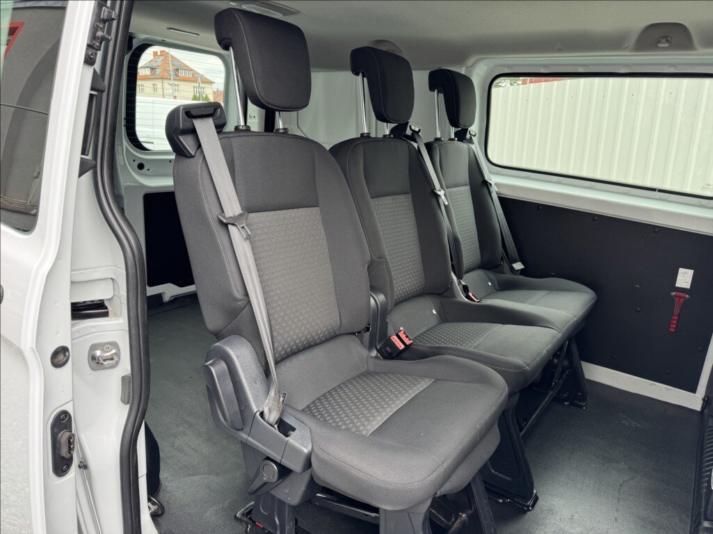 Ford Transit Custom Kombi 2,0 l 96 kw