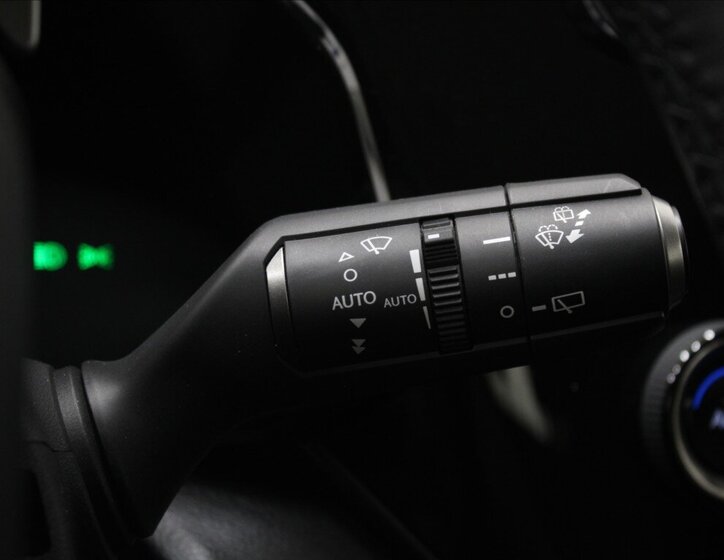 Lexus NX 350h SUV / Terénní 2,5 l 179 kw