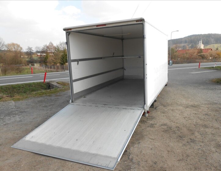 Volkswagen Transporter Kombi 2,0 l 75 kw