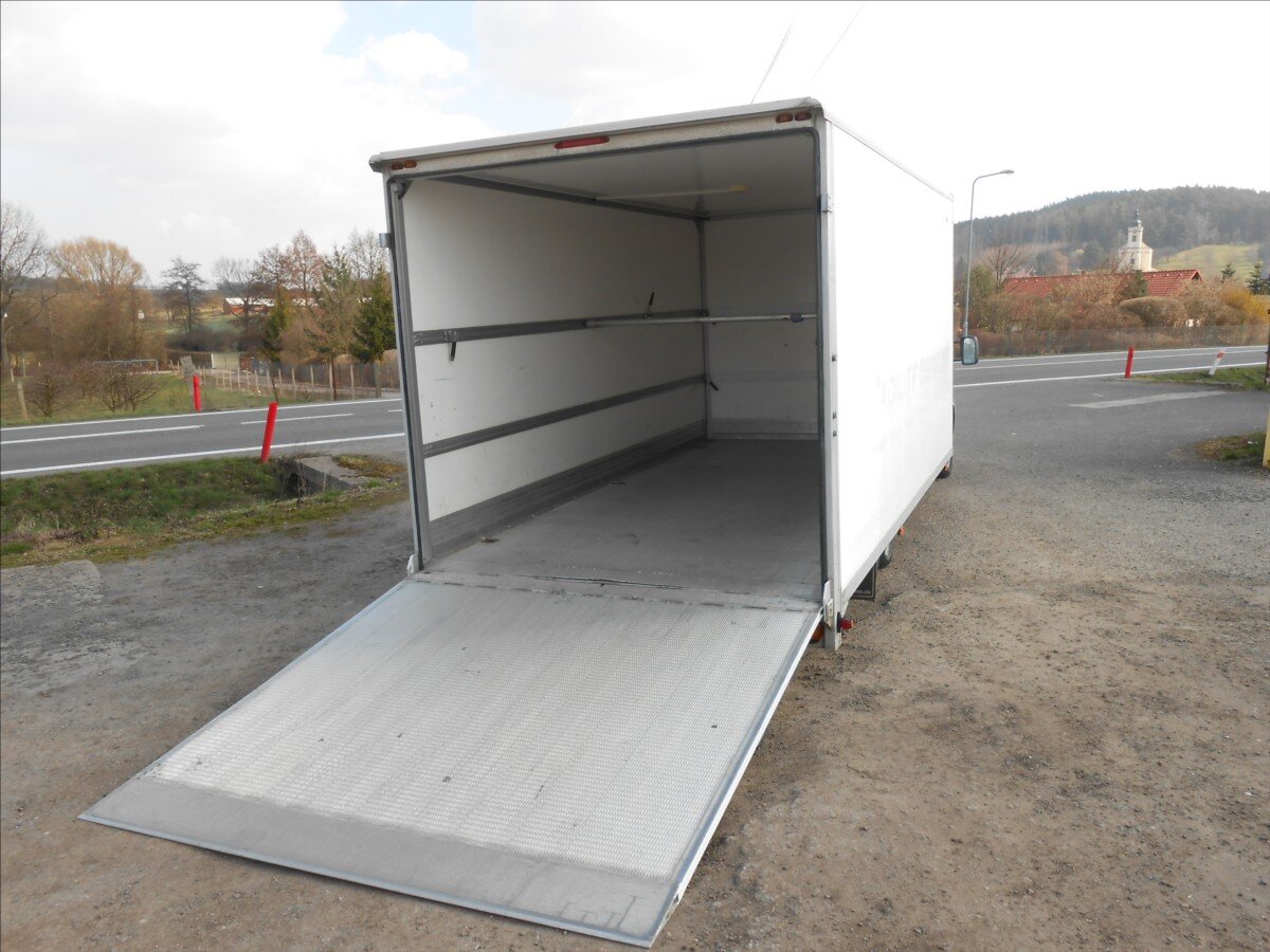 Volkswagen Transporter Kombi 2,0 l 75 kw