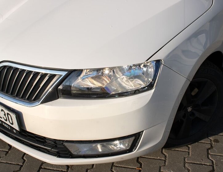 Škoda Rapid Sedan / Limuzína 1,4 l 66 kw