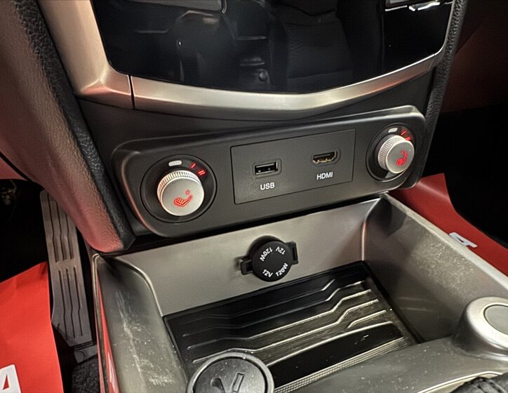 SsangYong Tivoli SUV 1,6 l 94 kw