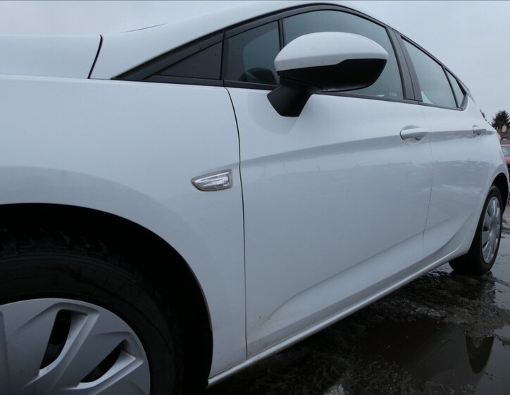 Opel Astra Hatchback 1,6 l 81 kw