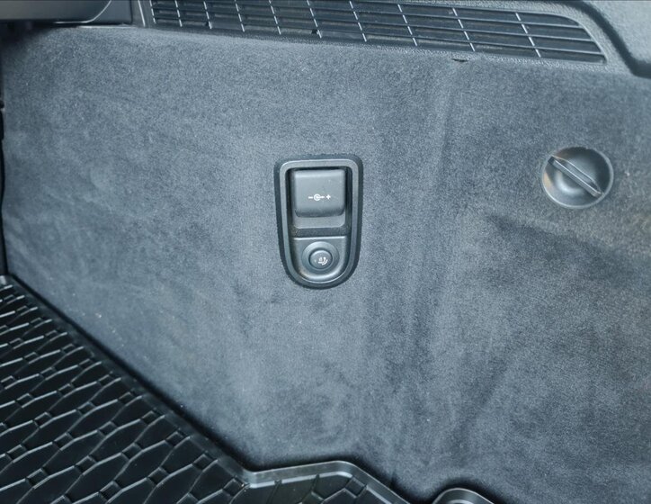 BMW Řada 5 Kombi 2,0 l 140 kw