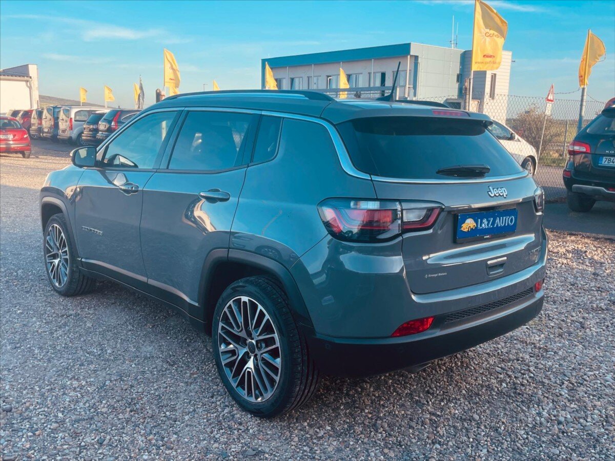 Jeep Compass SUV / Terénní 1,6 l 96 kw