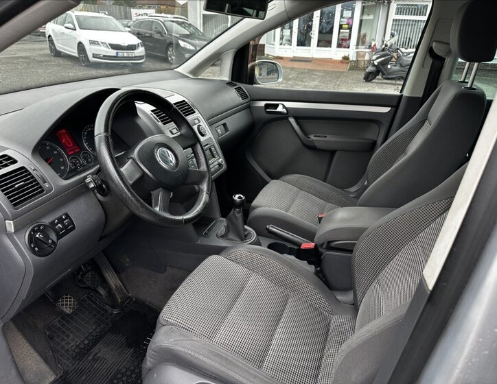 Volkswagen Touran MPV 2,0 l 110 kw