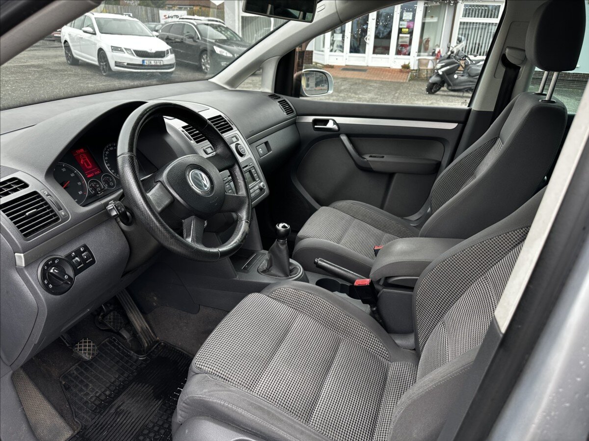 Volkswagen Touran MPV 2,0 l 110 kw