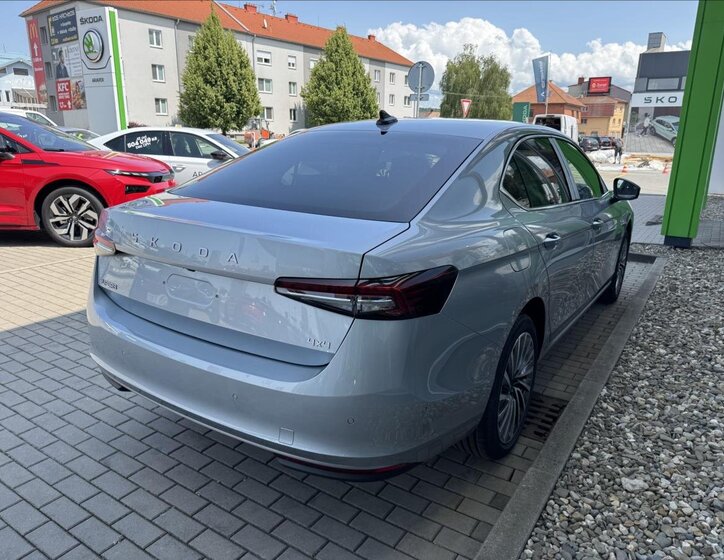Škoda Superb 5