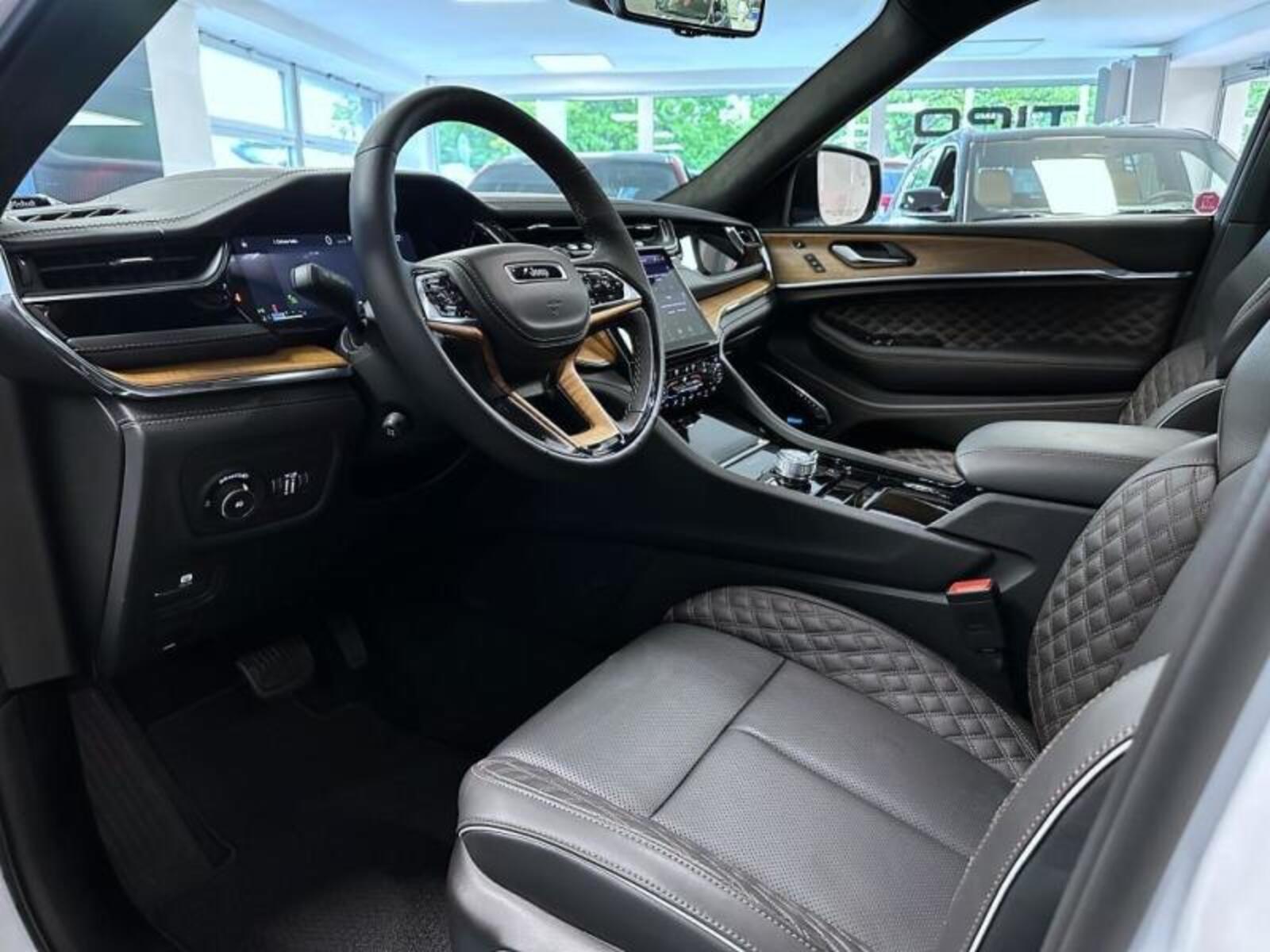 Jeep Grand Cherokee 7