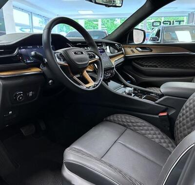 Jeep Grand Cherokee 7