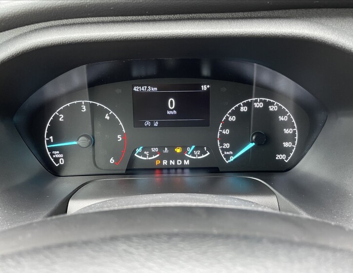 Ford Tourneo Custom 12