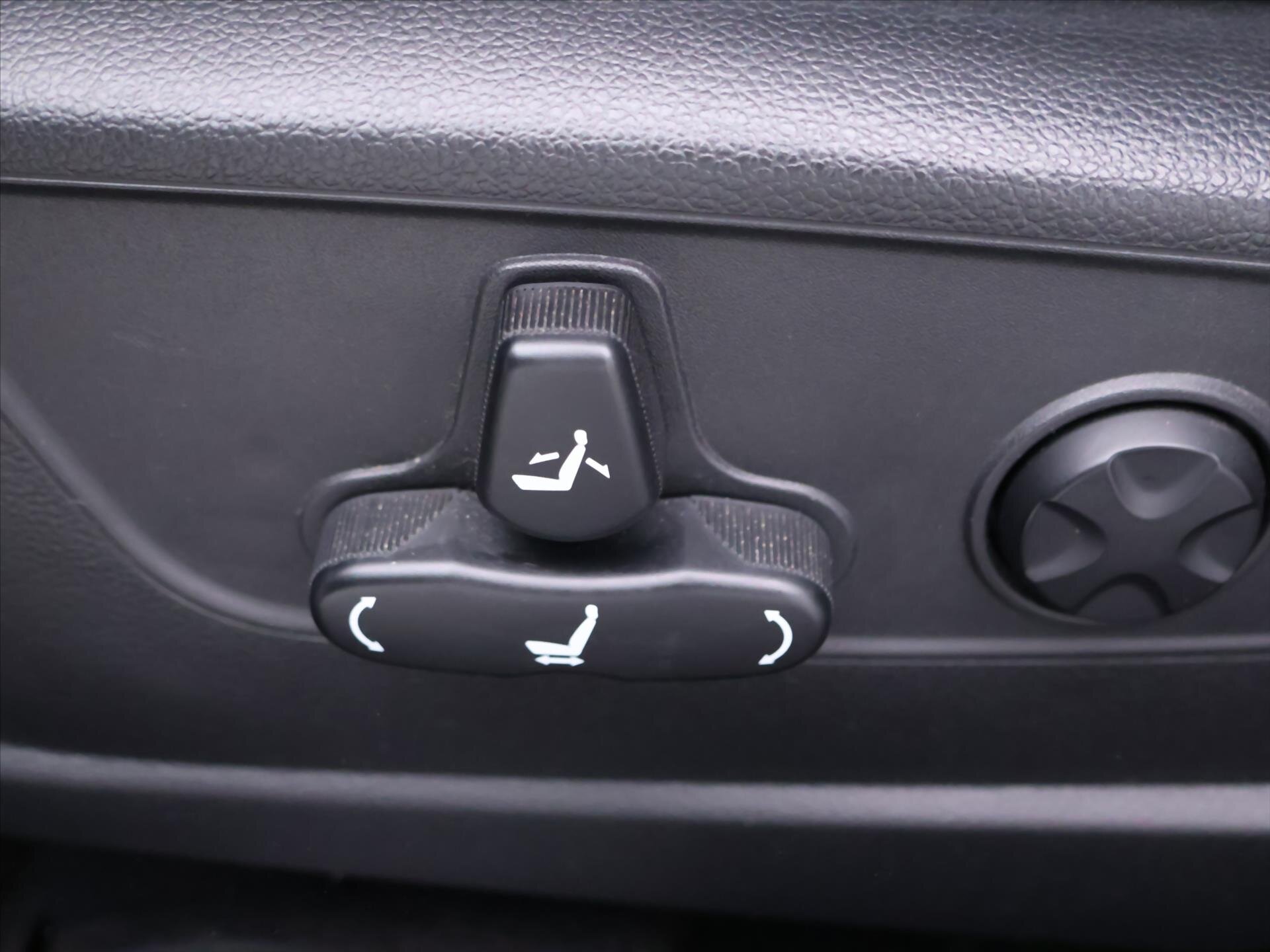 SsangYong Korando SUV / Terénní 1,5 l 120 kw