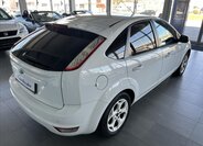 Ford Focus Hatchback 1,6 l 74 kw