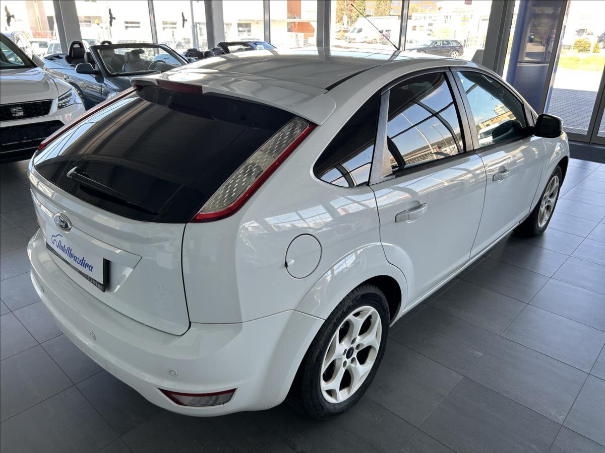 Ford Focus Hatchback 1,6 l 74 kw