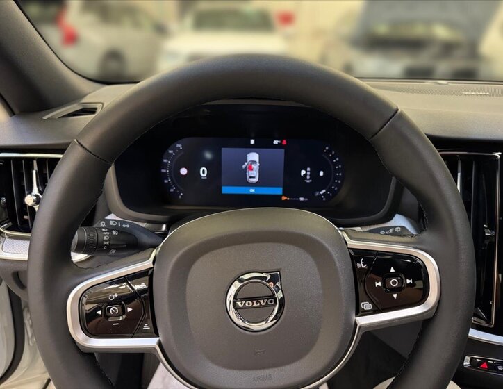 Volvo V60 Kombi 2,0 l 145 kw