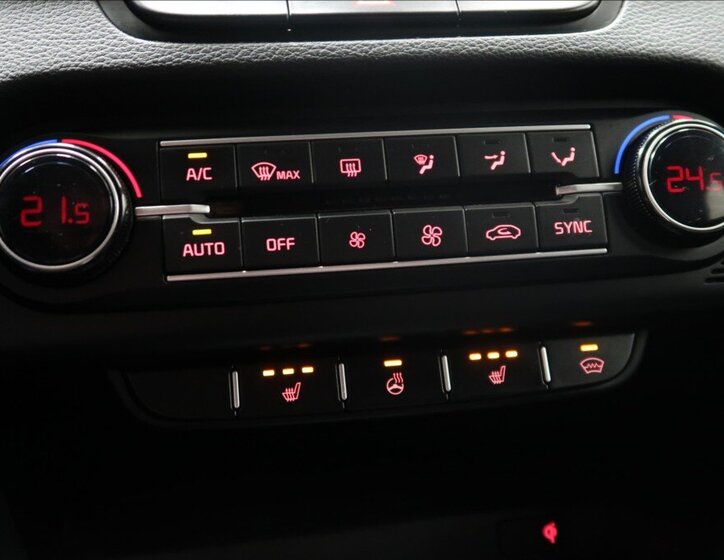 KIA ProCeed Kombi 1,6 l 150 kw