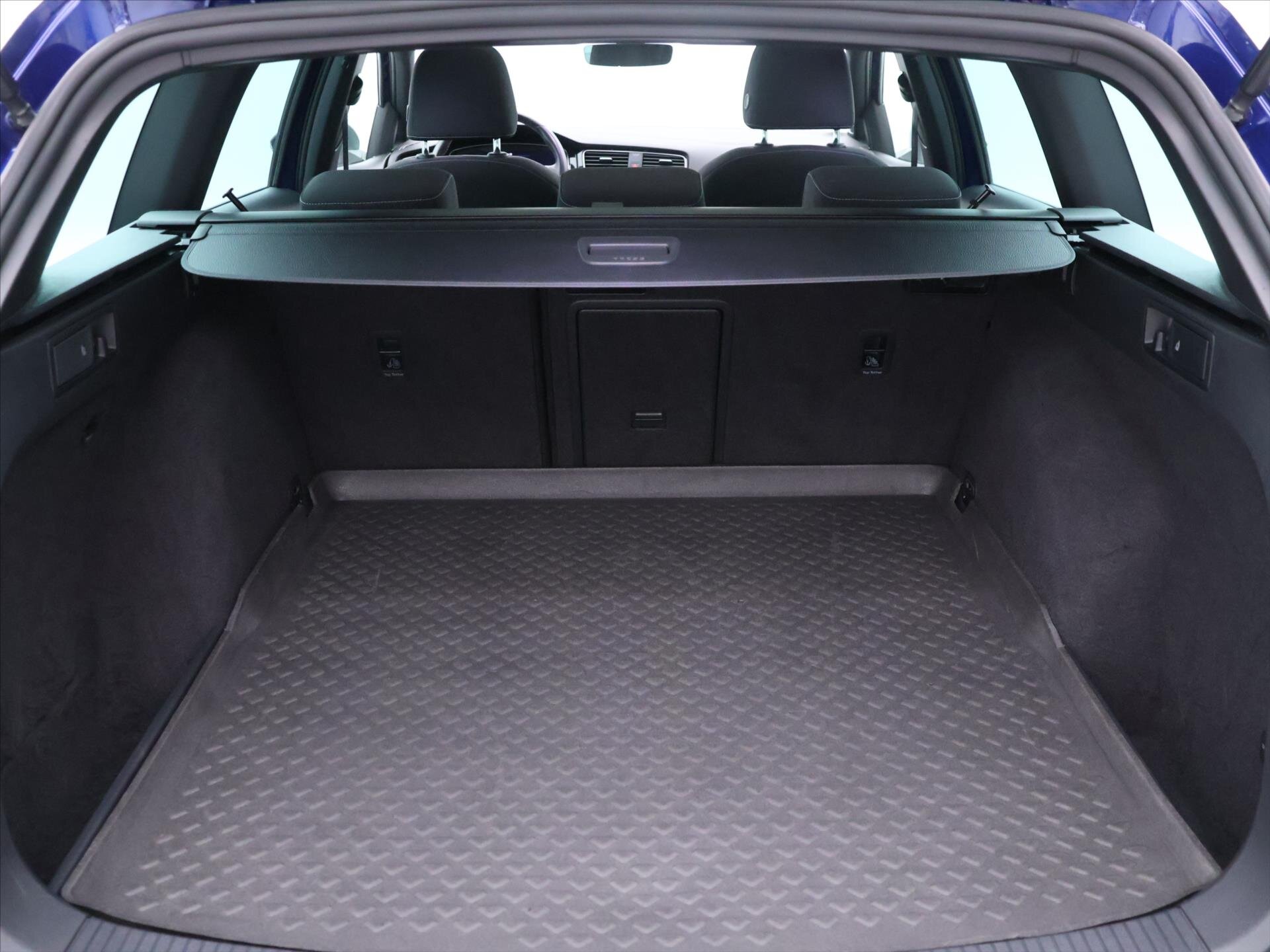 Volkswagen Golf Kombi 2,0 l 228 kw