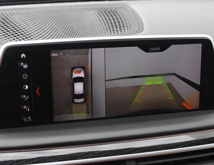 BMW Řada 7 Sedan / Limuzína 3,0 l 195 kw