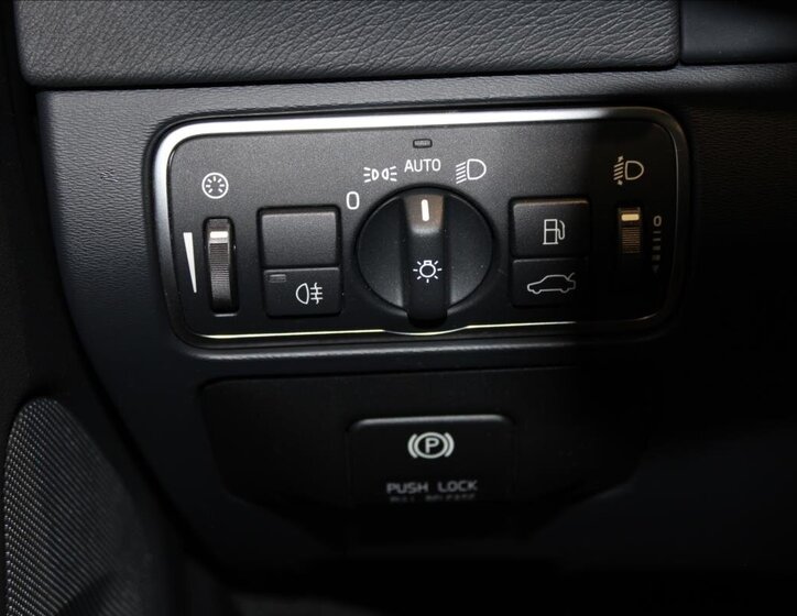 Volvo V60 Kombi 1,6 l 84 kw