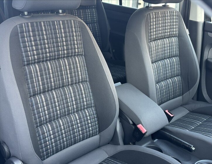 Volkswagen Touran MPV 1,4 l 103 kw