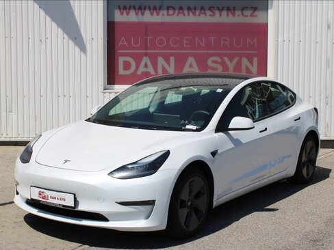 Tesla Model 3 Sedan / Limuzína 0,0 258 kw