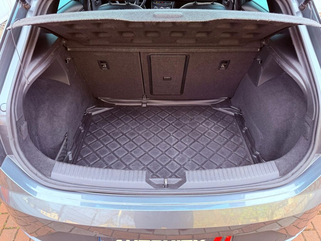 Seat Leon Hatchback 1,4 l 92 kw