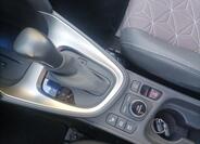 Toyota Yaris Cross 19